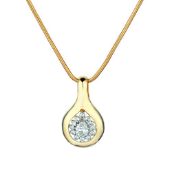 18kt Yellow Gold Diamond Pendant on a Chain. 1.10ct Tw