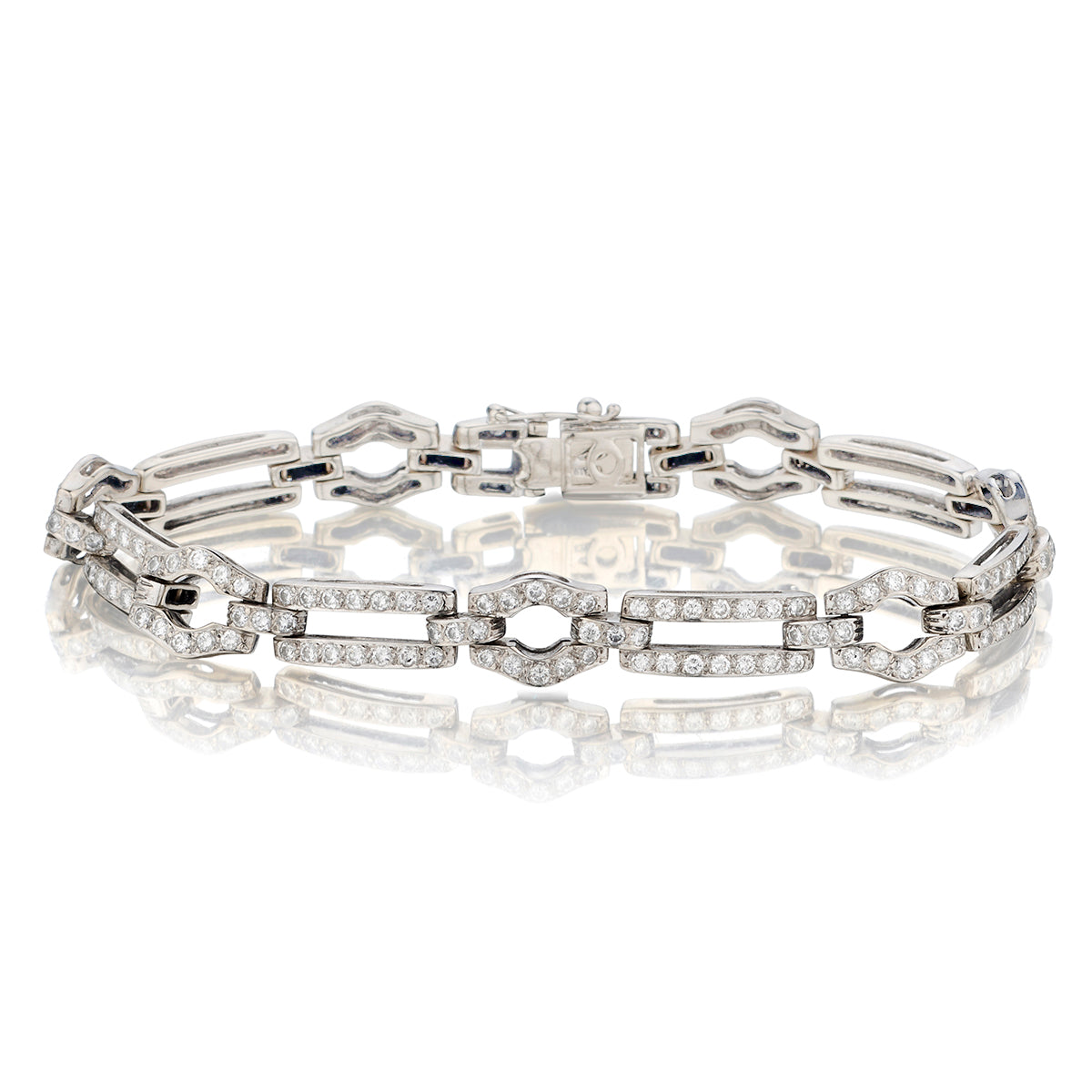 Ladies 14kt White Gold Diamond Bracelet. 4.00ct Tw
