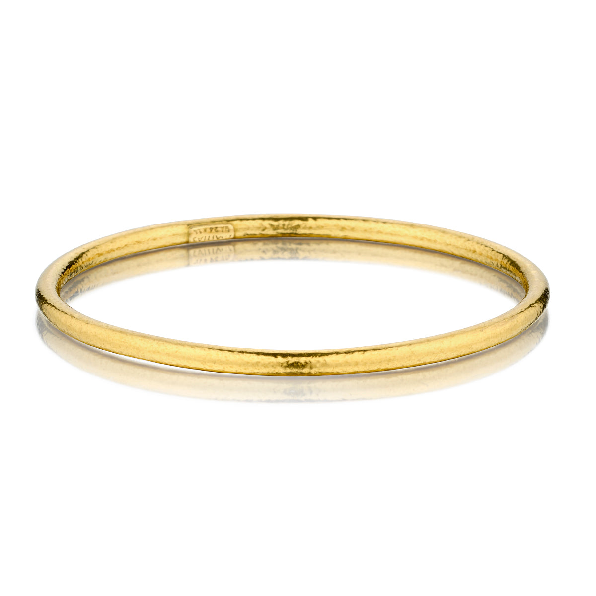 22kt Yellow Gold Large Bangle. 17 grams.