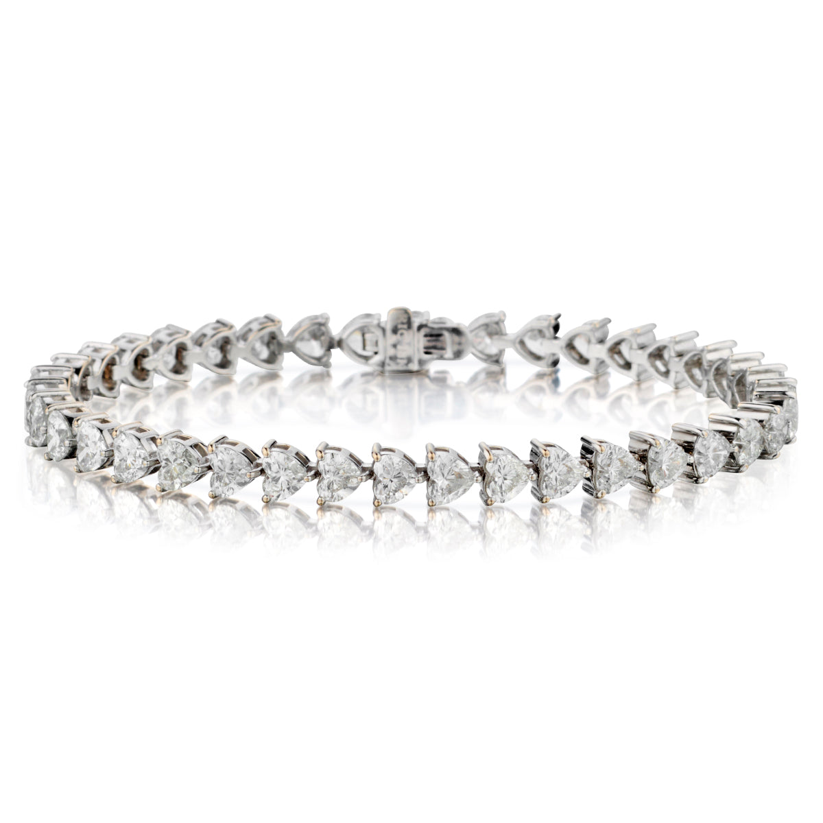 18kt White Gold Heart Shaped Diamond "Tennis Bracelet". 9.50ct Tw