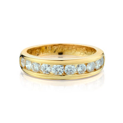 18kt Yellow Gold Diamond Band. 0.80ct Tw