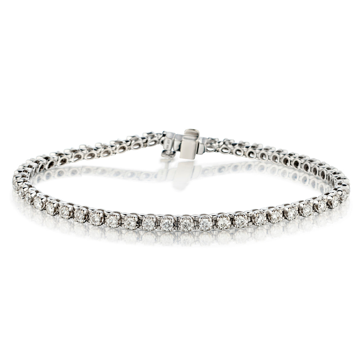 Ladies 14kt White Gold Diamond "Tennis Bracelet". 3.00ct Tw