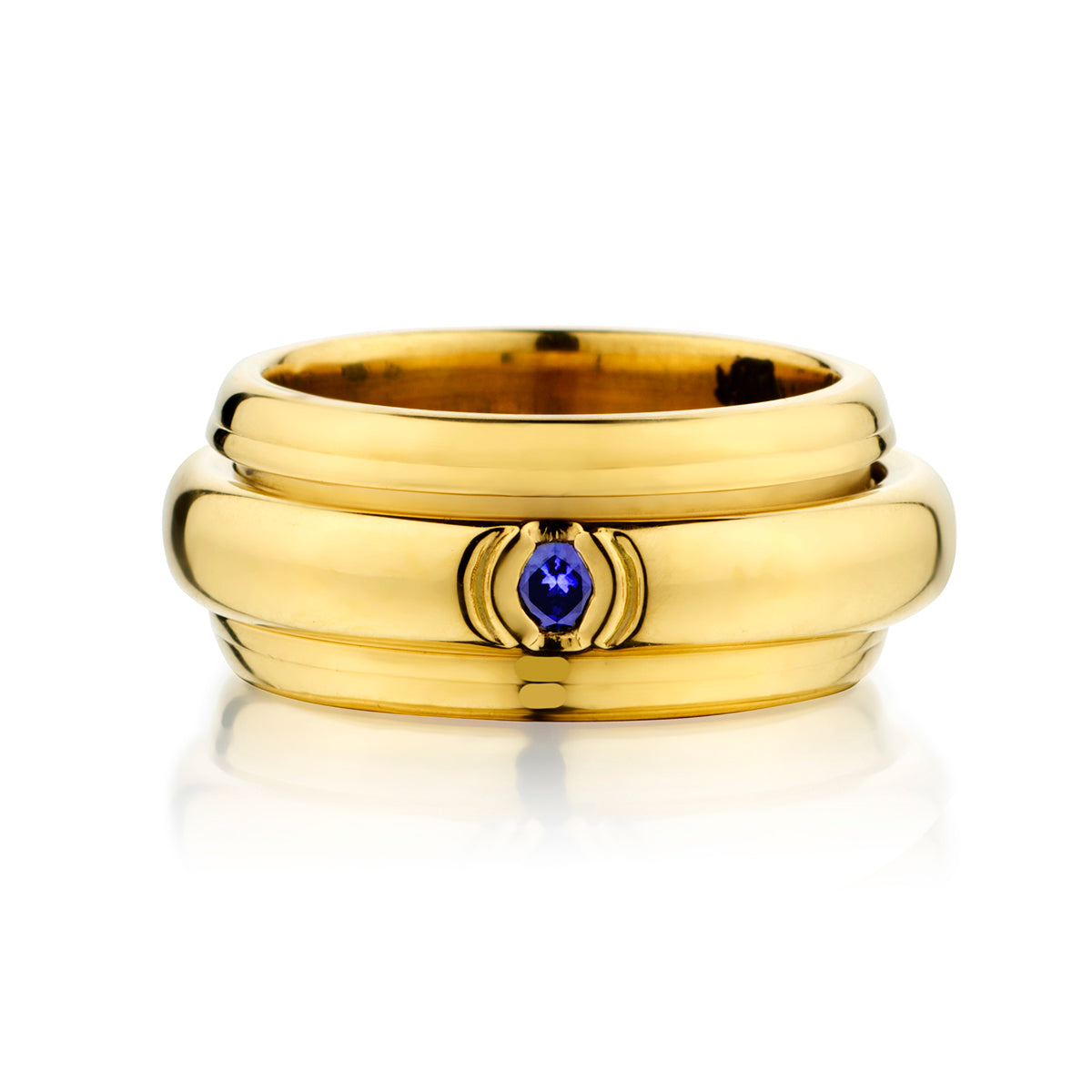 18kt Yellow Gold Piaget Possession Blue Sapphire Ring. Circa 1993