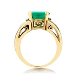 Green Emerald and Diamond Ring. 14kt Yellow Gold. - view 2