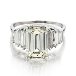 Ladies 14kt White Gold Natural Emerald Cut Diamond Ring. 4.70ct