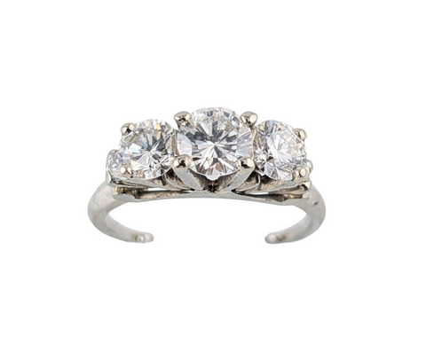 Ladies 18kt White Gold Diamond Ring. 1.20ct Tw