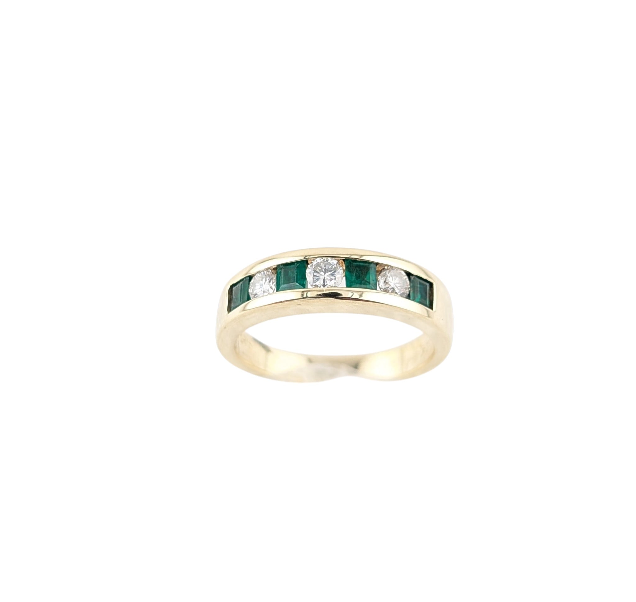 14KT YELLOW GOLD EMERALD AND DIAMOND BAND.