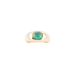 14KT YELLOW GOLD VINTAGE STYLE EMERALD RING.