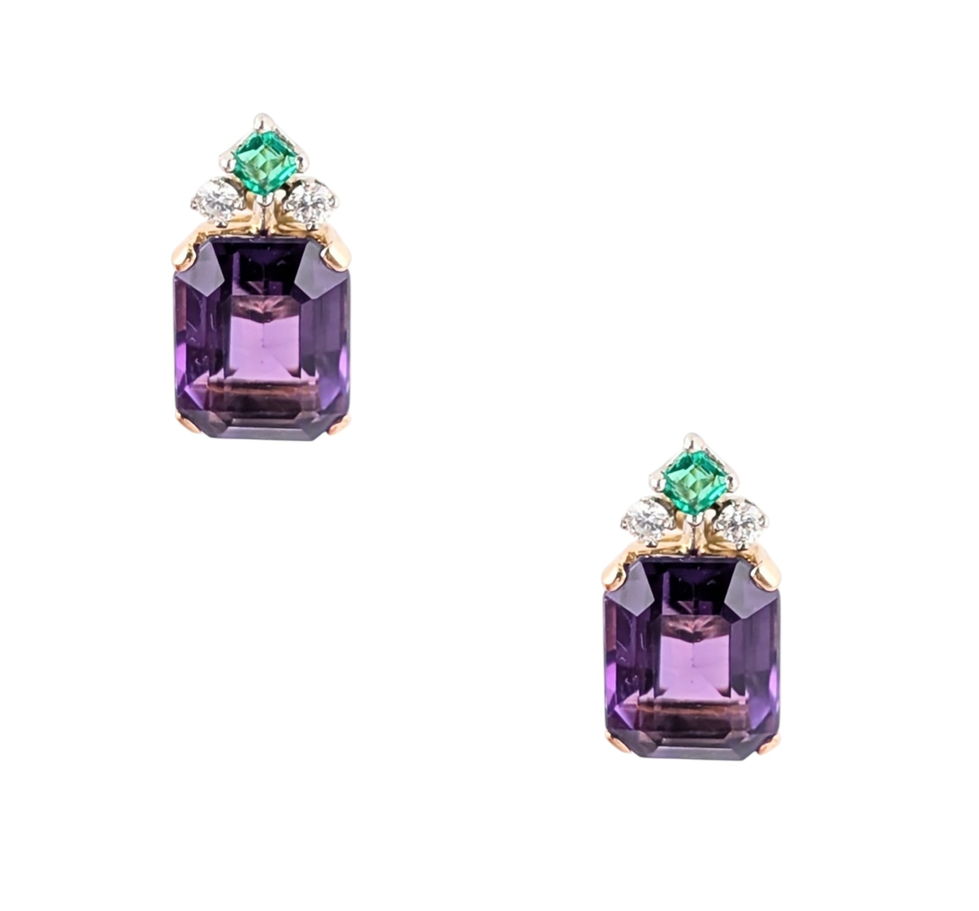 14KT YELLOW GOLD RECTANGULAR CUT AMETHYST EARRINGS.