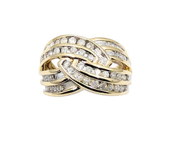 14kt Yellow Gold  Diamond Ring.  1.10ct Total Carat Weight of Brilliant Cut Diamonds