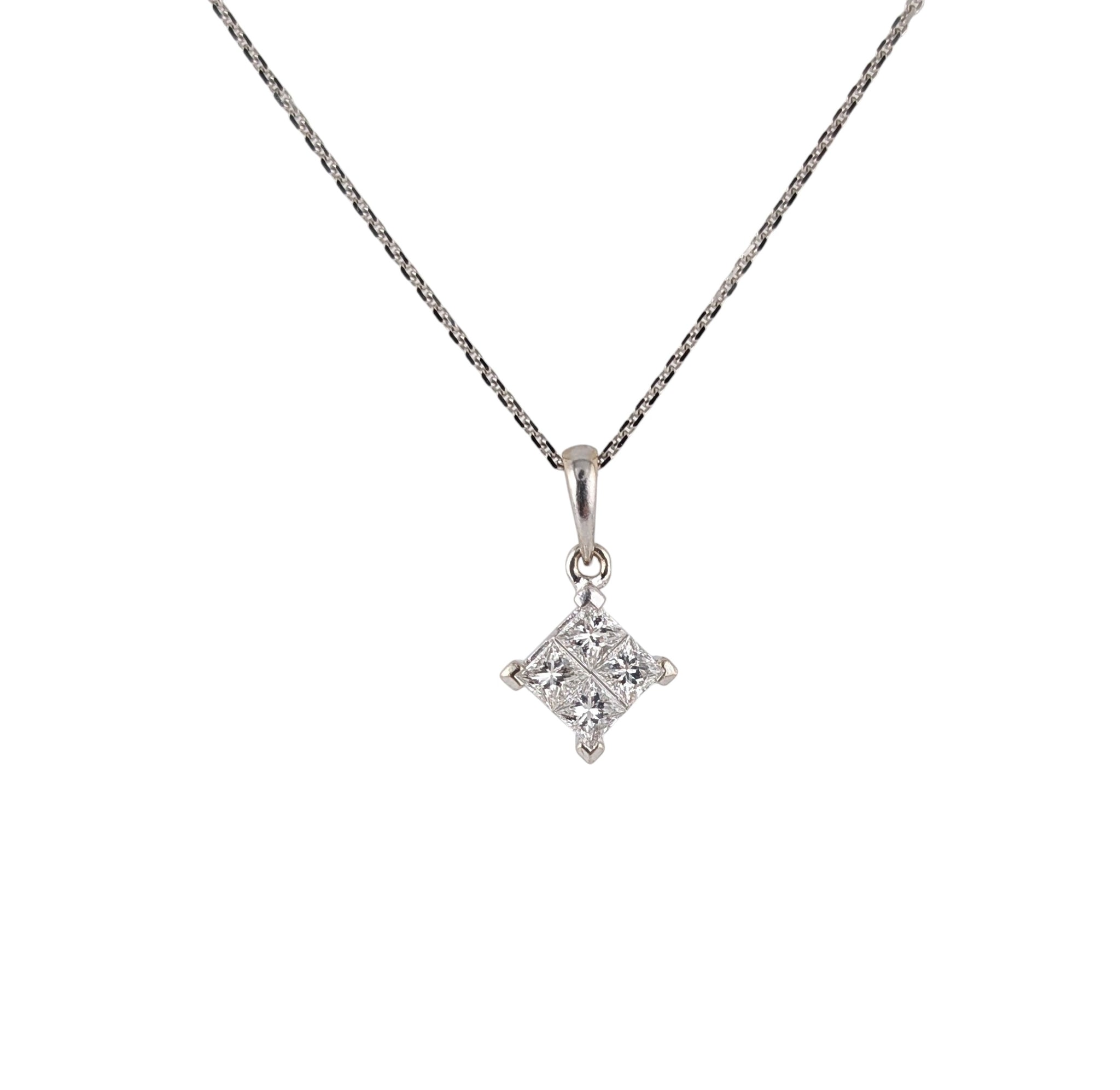 14KT WHITE GOLD DIAMOND PENDANT.