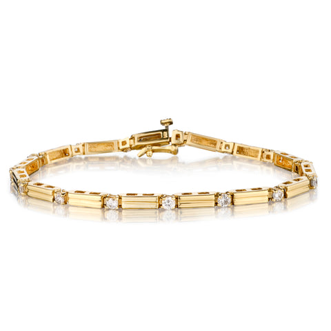 Ladies 14kt Yellow Gold Diamond Bracelet. 1.20ct Tw