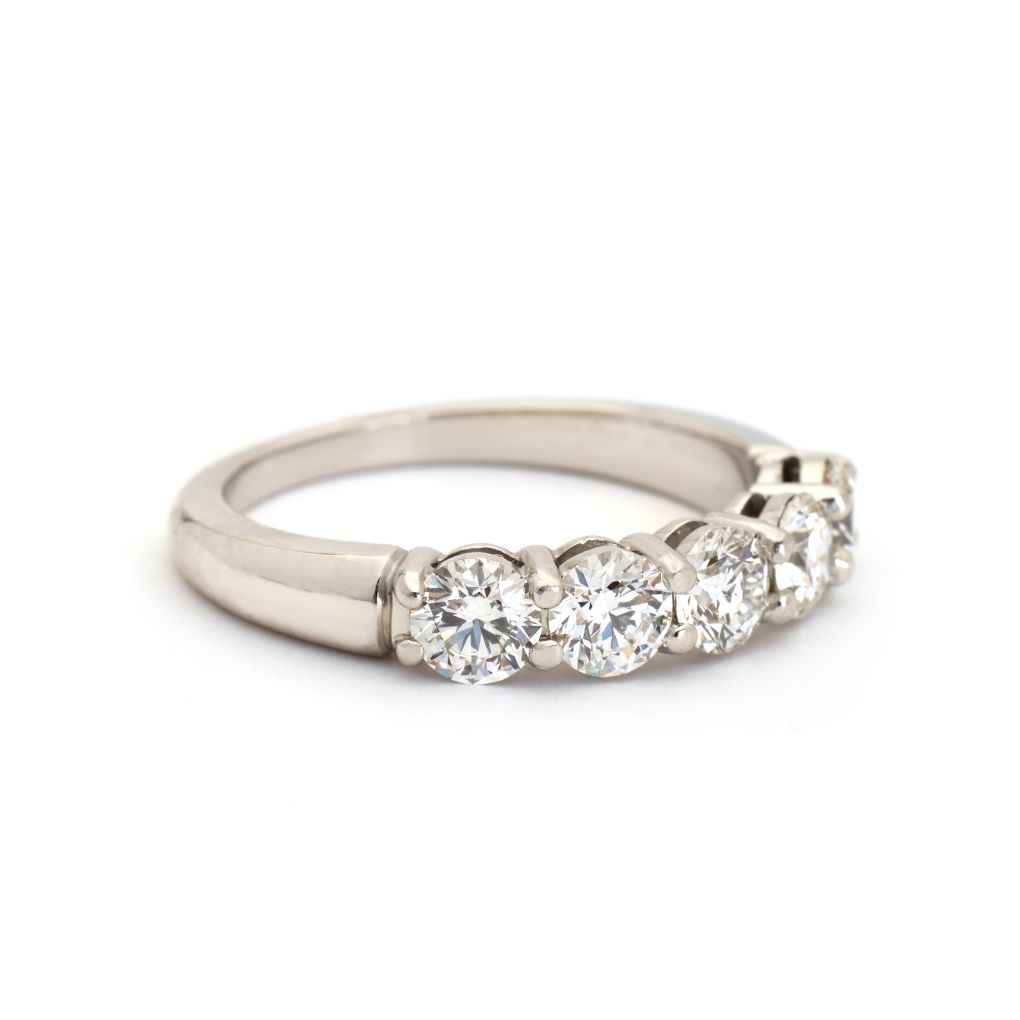 Tiffany & Co. 1.75ctw Five Stone Diamond Band. Plat