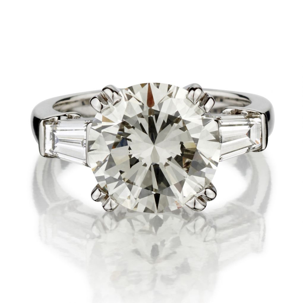 2.40 Carat Round Brilliant Cut Diamond Engagement Ring .Platinum