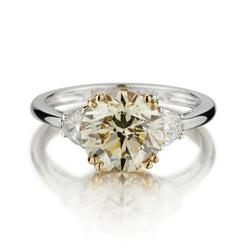 2.86 Carat Light Fancy Yellow Round Brilliant Cut Diamond Ring