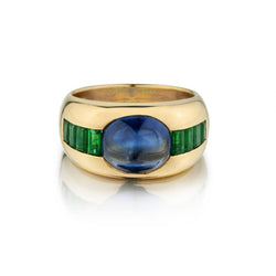 Unisex 18kt Y/G Cabochon Blue Sapphire and Green Emerald Ring.