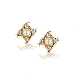 Tiffany & Co Schlumberger Pearl and Diamond Earings. 18kt Y/G