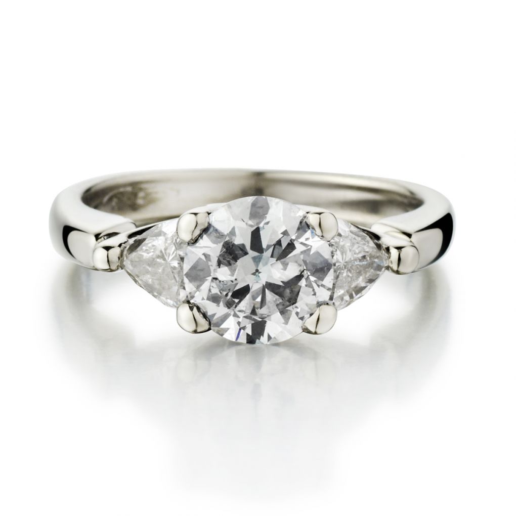 1.15 Carat Round Brilliant Cut Diamond And Trillian Cut Diamond Ring ...
