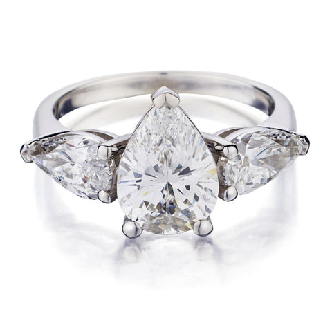 2.01 Carat Pear Shaped Diamond (VVS)(F) Diamond Ring.