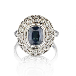 2.50 Carat Oval-Shaped Blue Sapphire And Diamond Vintage Ring
