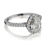 18kt WHITE GOLD LADIES DIAMOND PEAR SHAPE RING: 0.89 CT