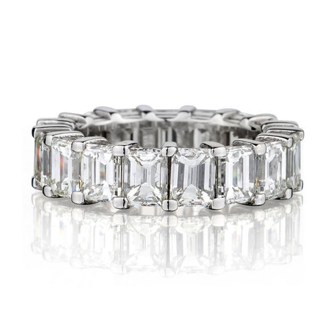 LADIES 14KT WHITE GOLD EMERALD CUT DIAMOND BAND: 9.00ct Tw