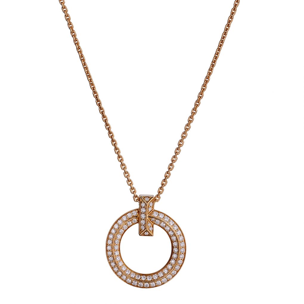 Tiffany & Co. Schlumberger Sixteen Stone circle pendant in gold with  diamonds.| Tiffany & Co.