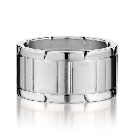 Cartier Tank Wide Band in 18kt white gold. Size: 63 (11)