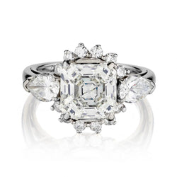 Ladies Platinum Ascher Cut Diamond Ring. 3.80 Ascher Cut.