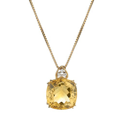 18kt Y/G Ladies Large Sugarloaf Citrine Pendant. Approx. 30.00 Carat Weight