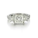 Ladies 18kt White Gold Diamond Ring.  5.05ct Tw