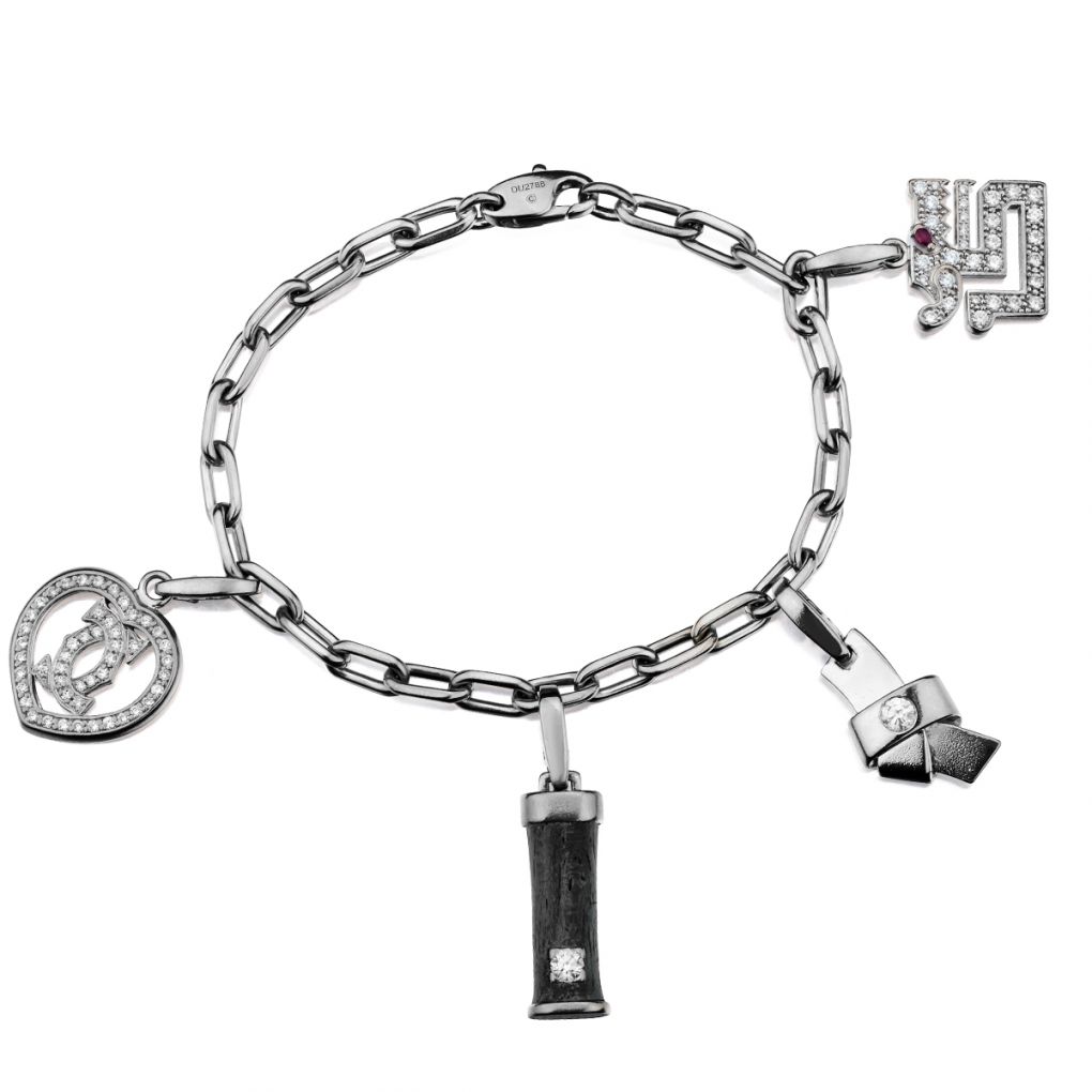 Preowned Cartier Love Link Bracelet  Cartier jewelry Engraved bangle Link  bracelets