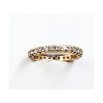 14kt White Gold Shared Claw Full Eternity Ring. 1.10ct Tw