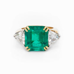 7.62 Carat Green Emerald Ring with Trillian Cut Diamonds
