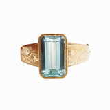Ladies Vintage Aquamarine & Yellow Gold Hinged Bangle
