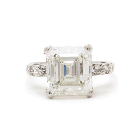 Edwardian 5.11 Carat Carré Cut Diamond & Platinum Ring